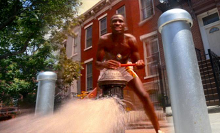 Illustration for article titled Must-See Photos: Do the Right Thing’s Brooklyn, Then and Now